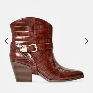 Elora Western Bootie size 11W